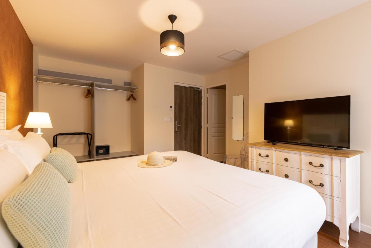 Hotel-Restaurant Des Augustins Saint-Cyprien  Zewnętrze zdjęcie