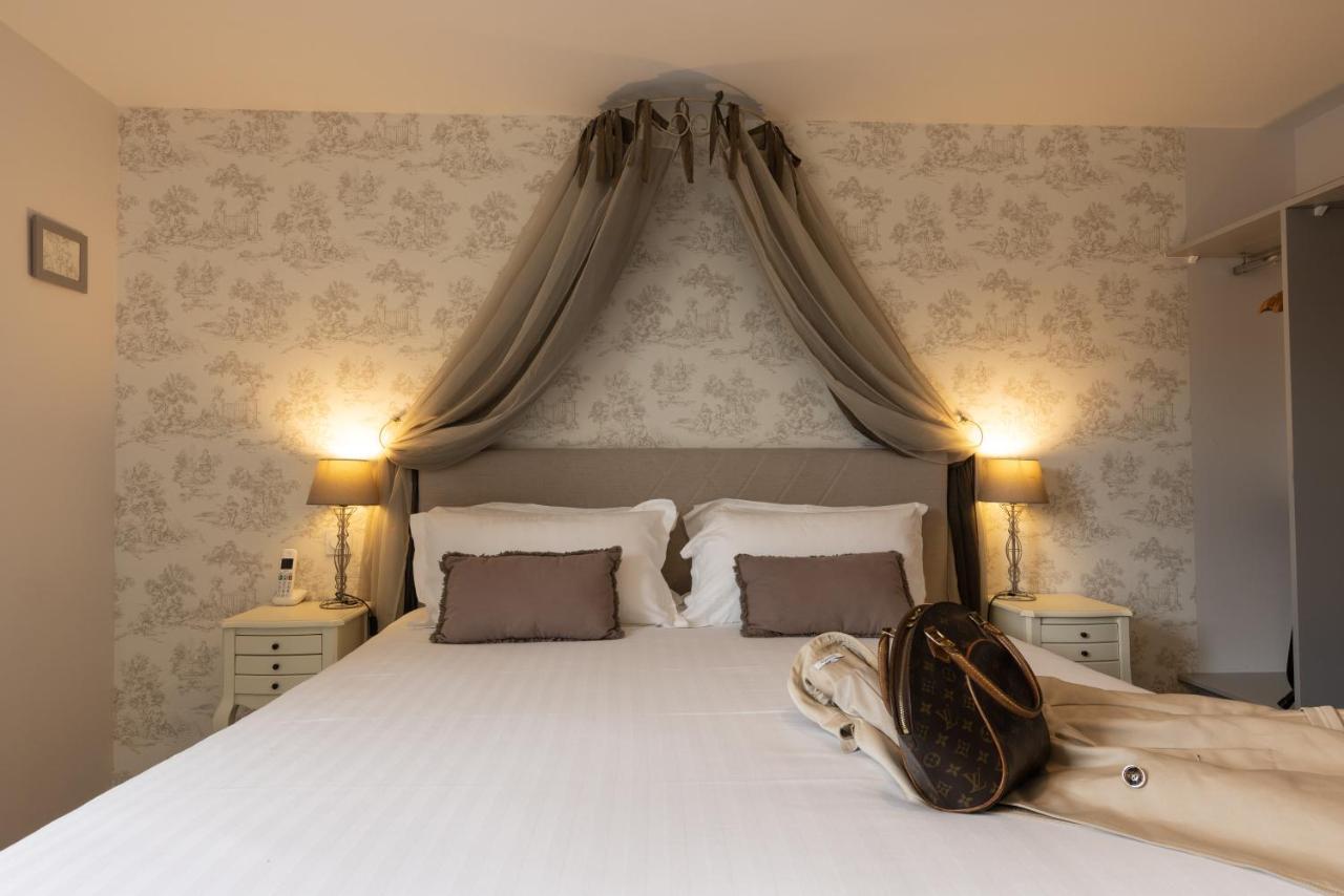 Hotel-Restaurant Des Augustins Saint-Cyprien  Zewnętrze zdjęcie