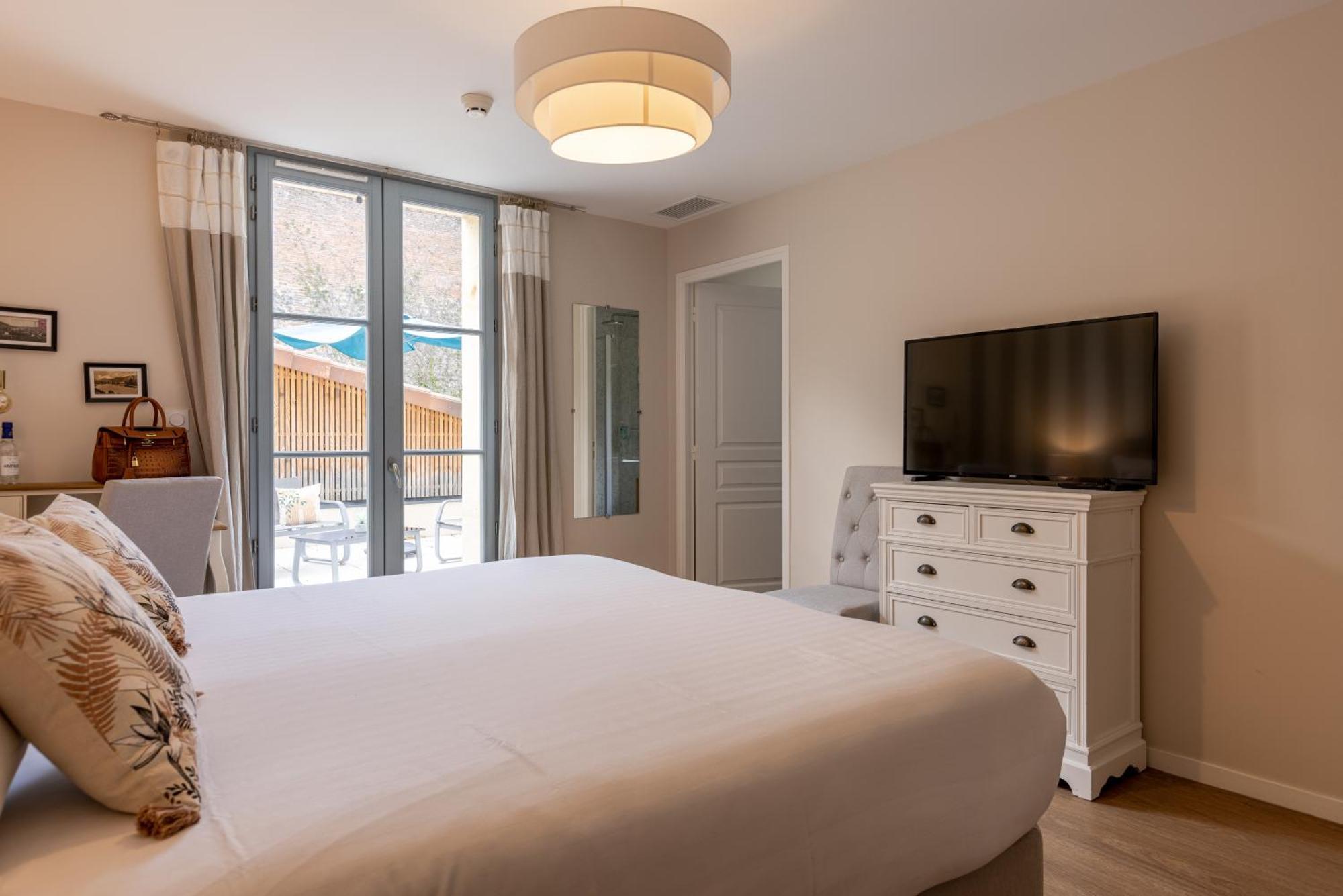 Hotel-Restaurant Des Augustins Saint-Cyprien  Zewnętrze zdjęcie